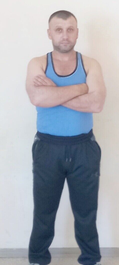  31977955  Valeri, 45 ,    