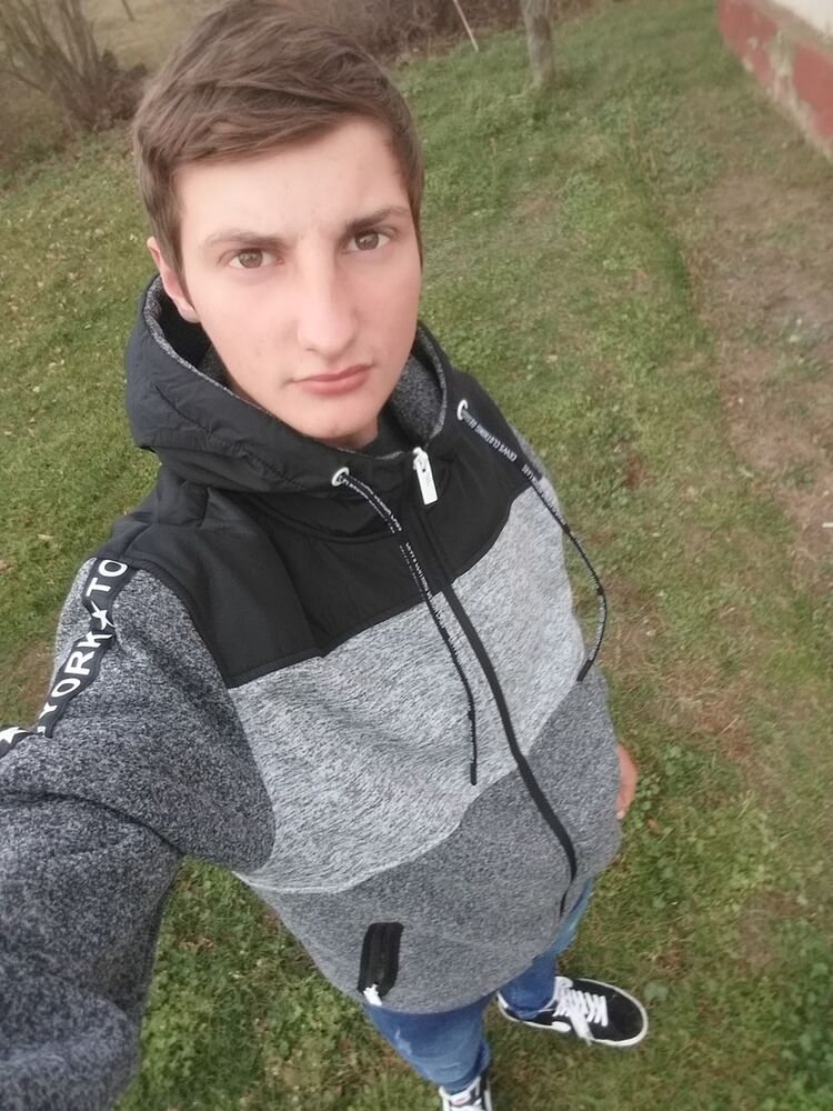  18031245  , 24 ,    