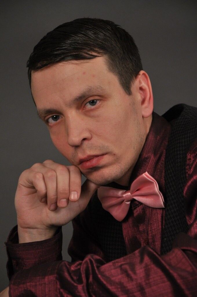  5740095  Vitaliy, 45 ,    