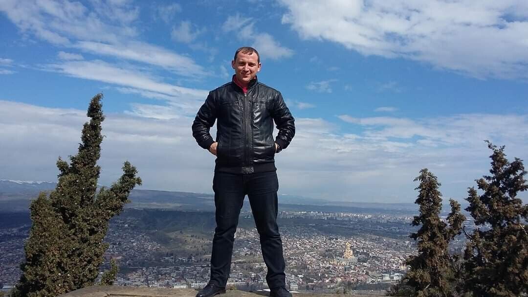  ,   Samir, 40 ,  
