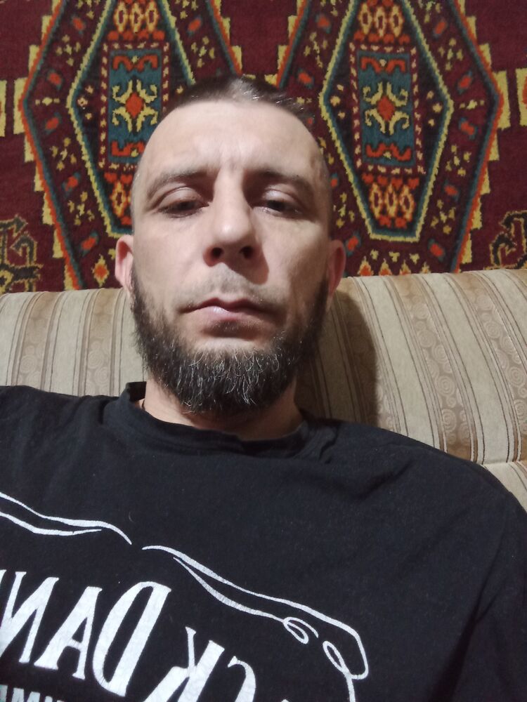  48111925  , 40 ,    