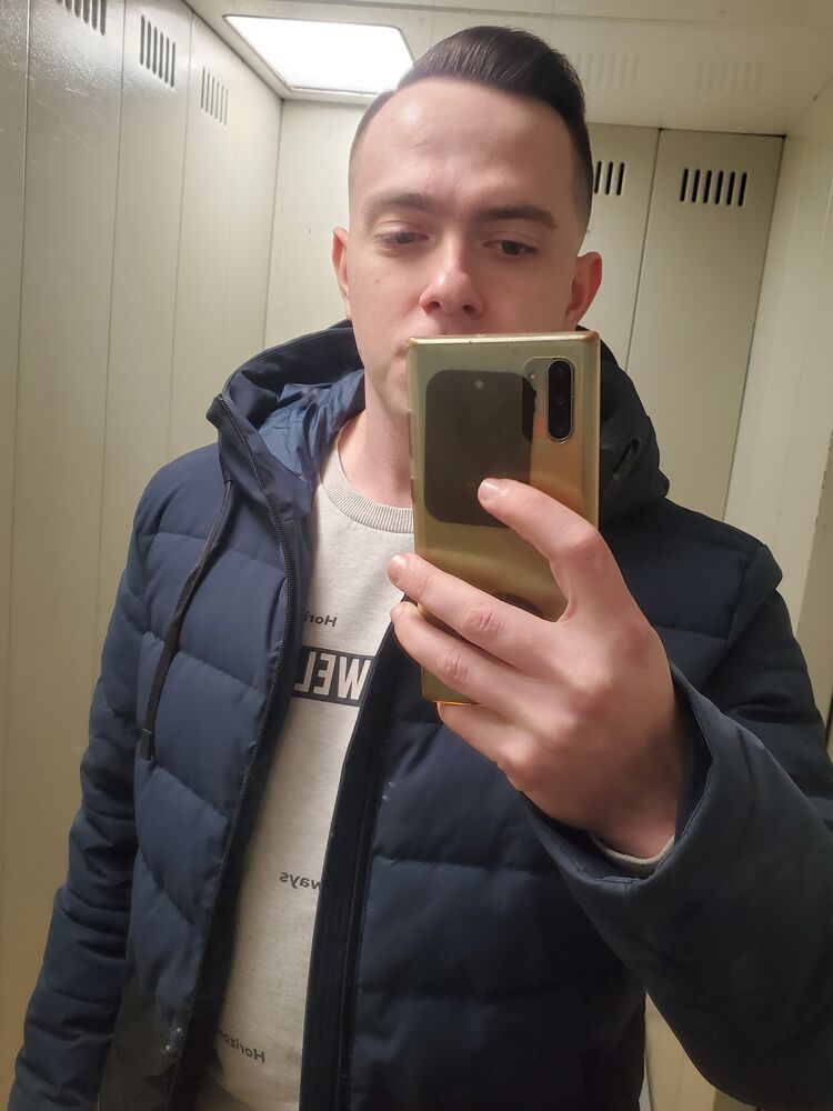  32733235  Timur, 29 ,    