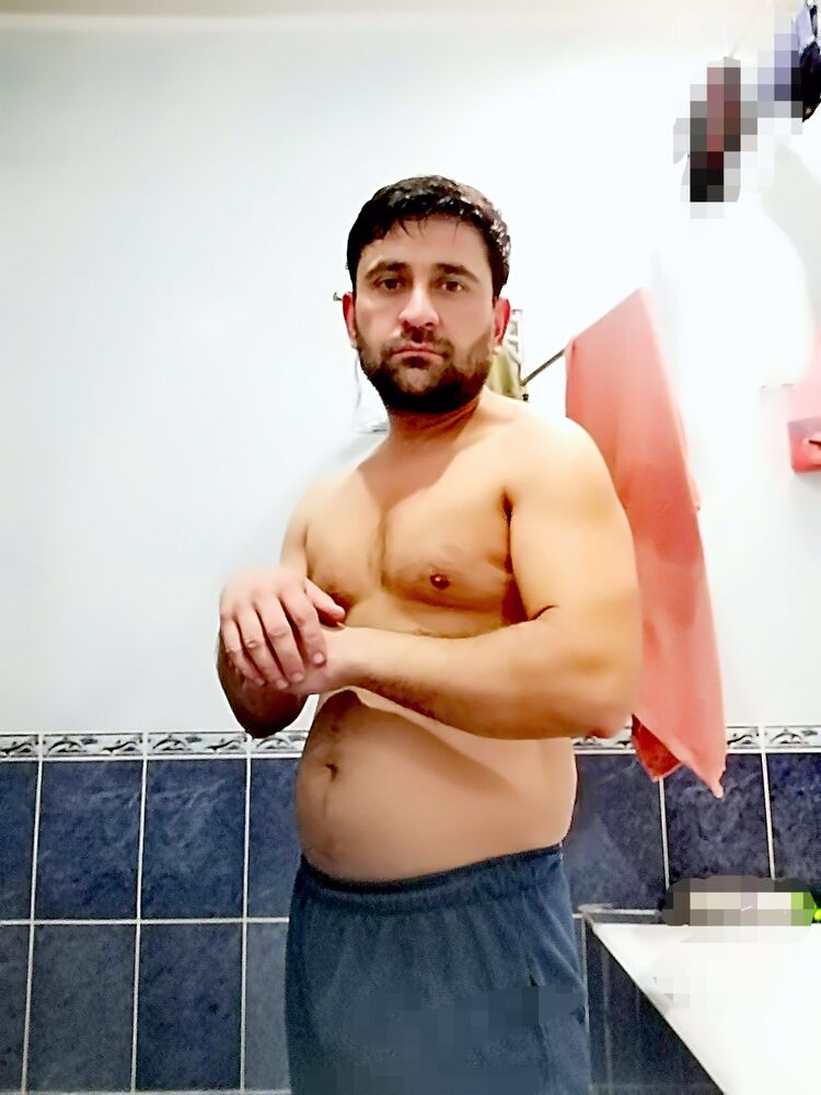  ,   LEON, 35 ,   ,   