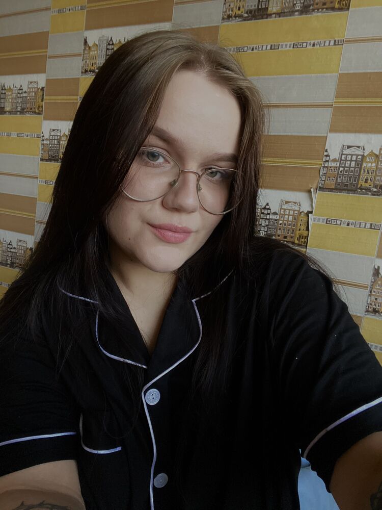  45812695  , 21 ,    