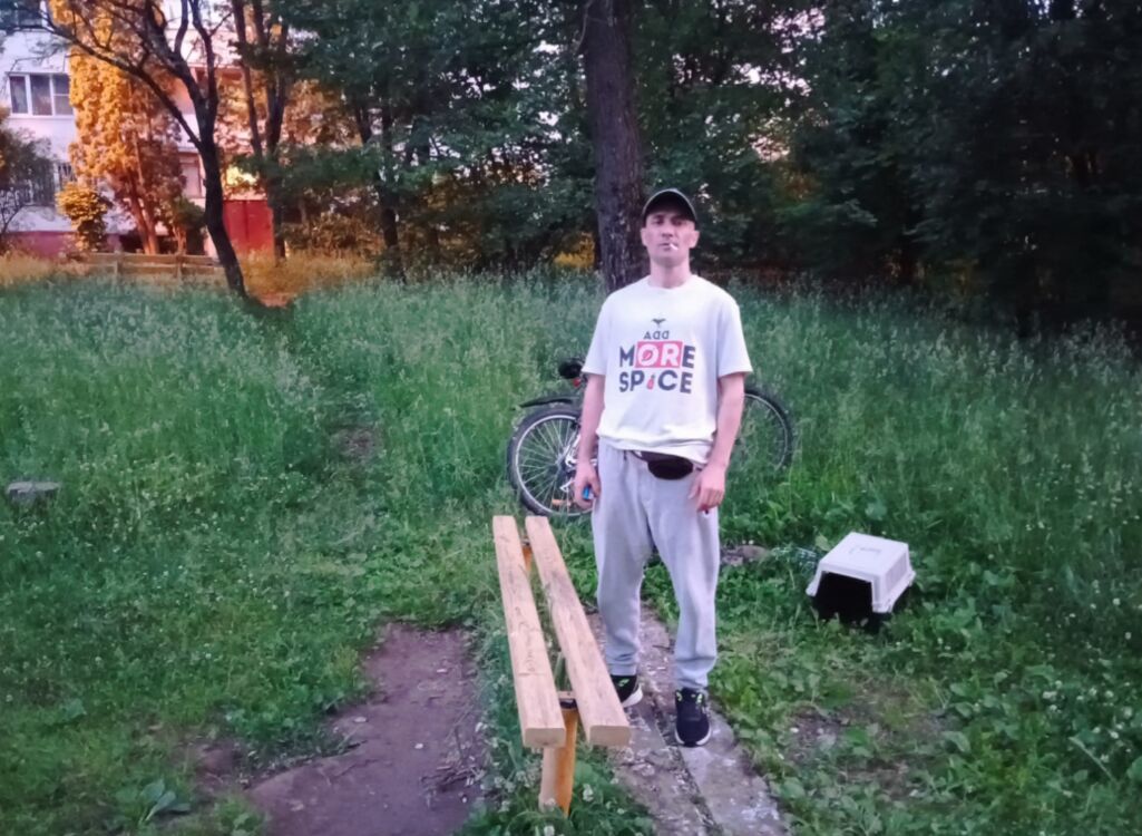  49930485  , 41 ,    