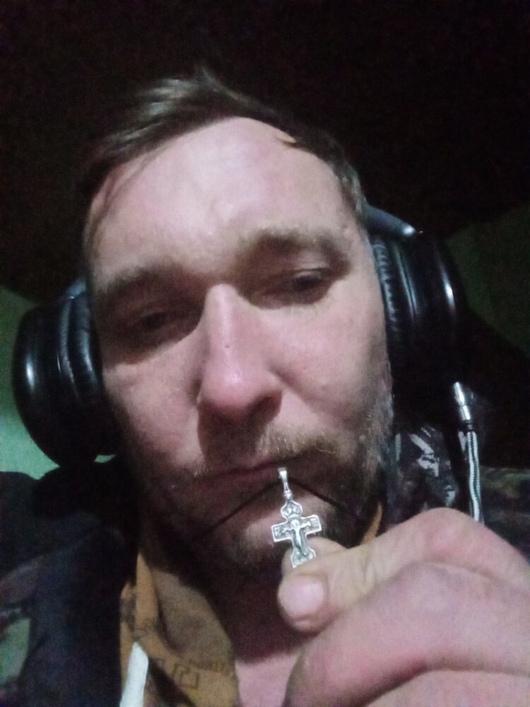  49235305  , 38 ,    