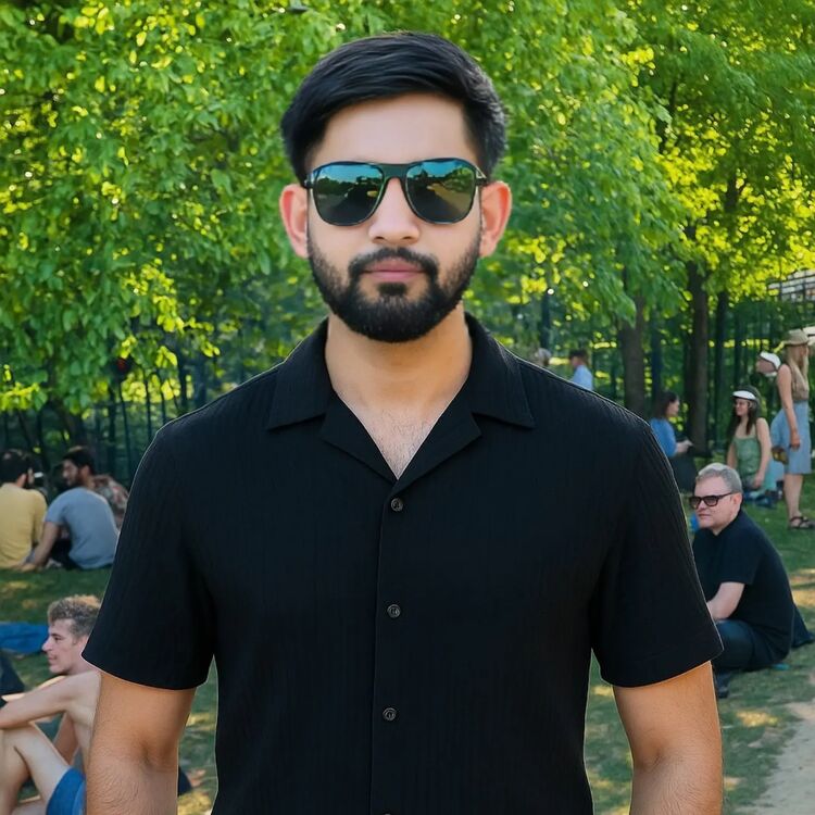  52587795  Shivam, 25 ,    -
