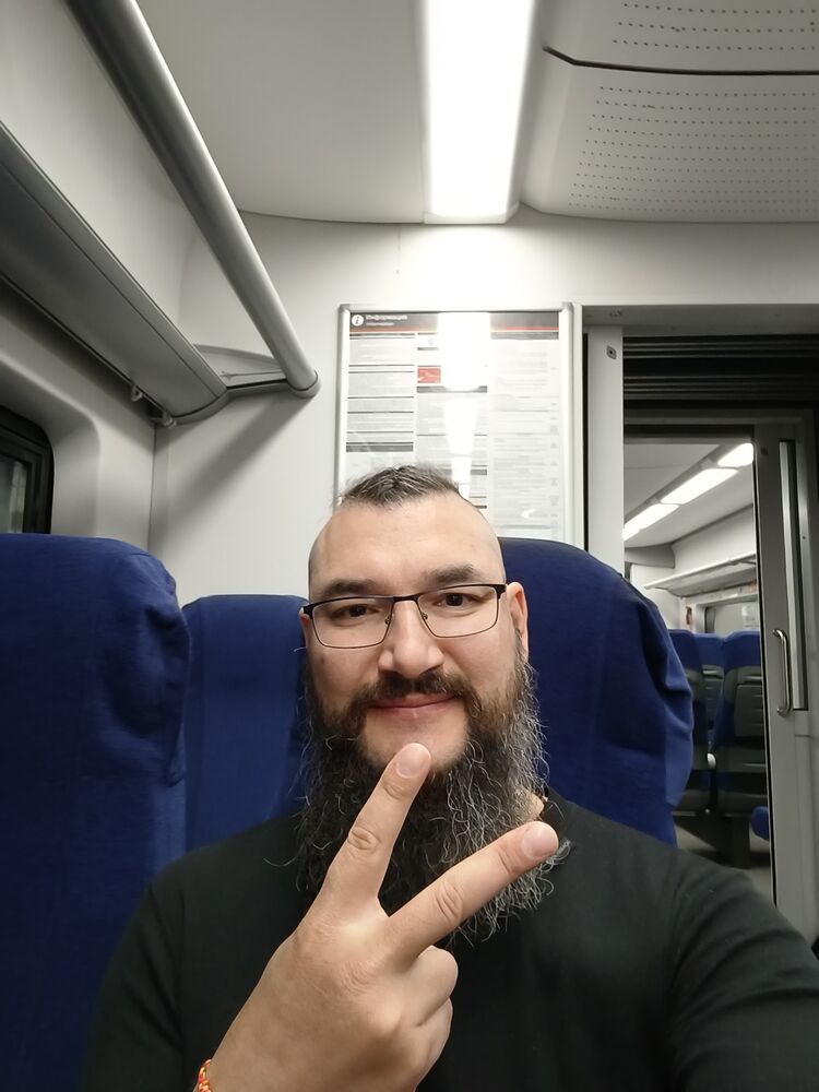  ,   RUSLAN, 41 ,   ,   