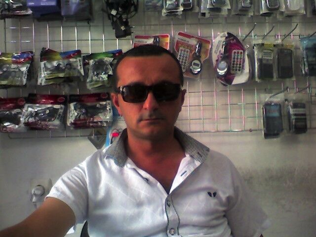  4592575  Rovshan, 53 ,    