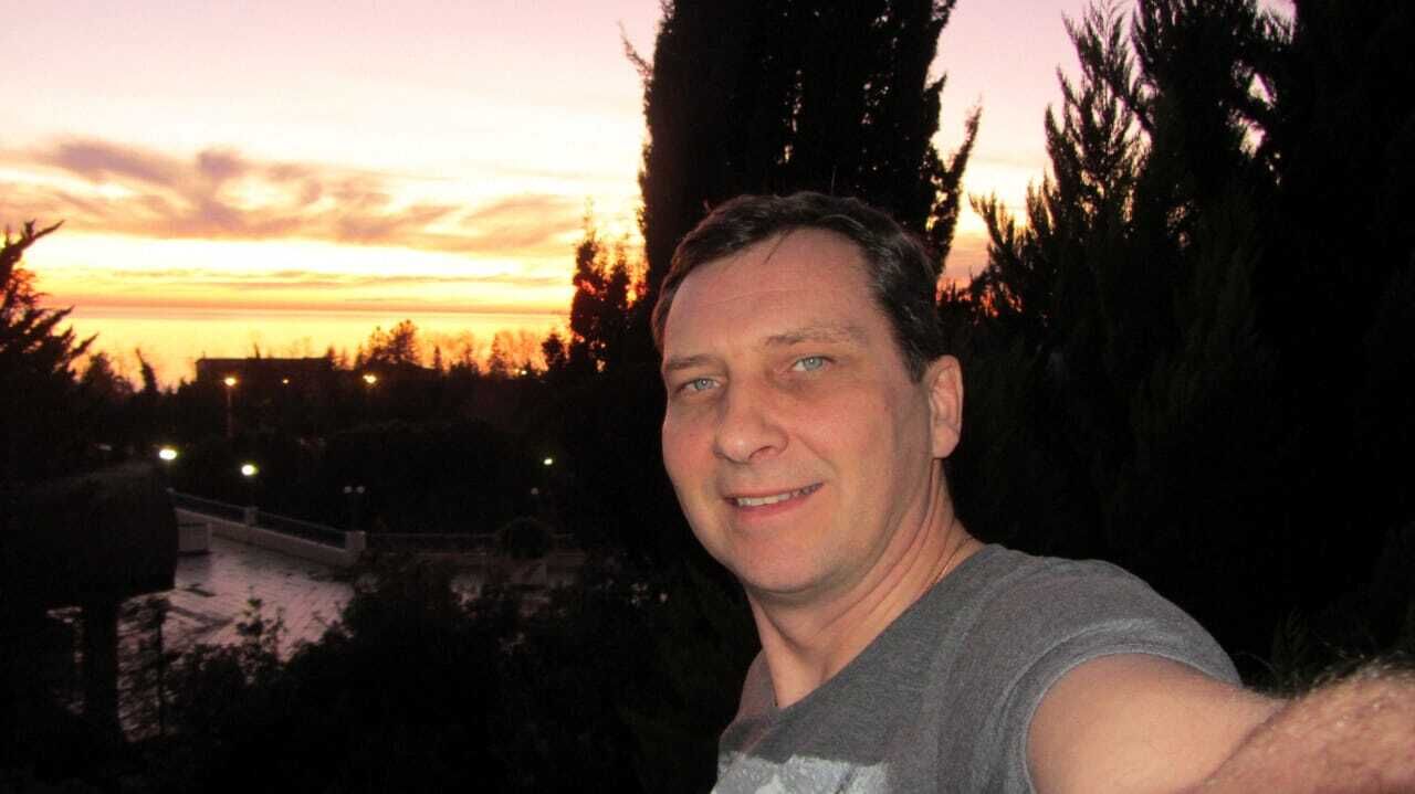  23098145  Andy, 45 ,    