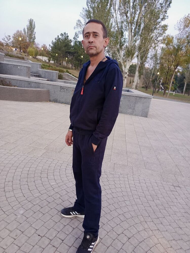  46647715  , 39 ,    