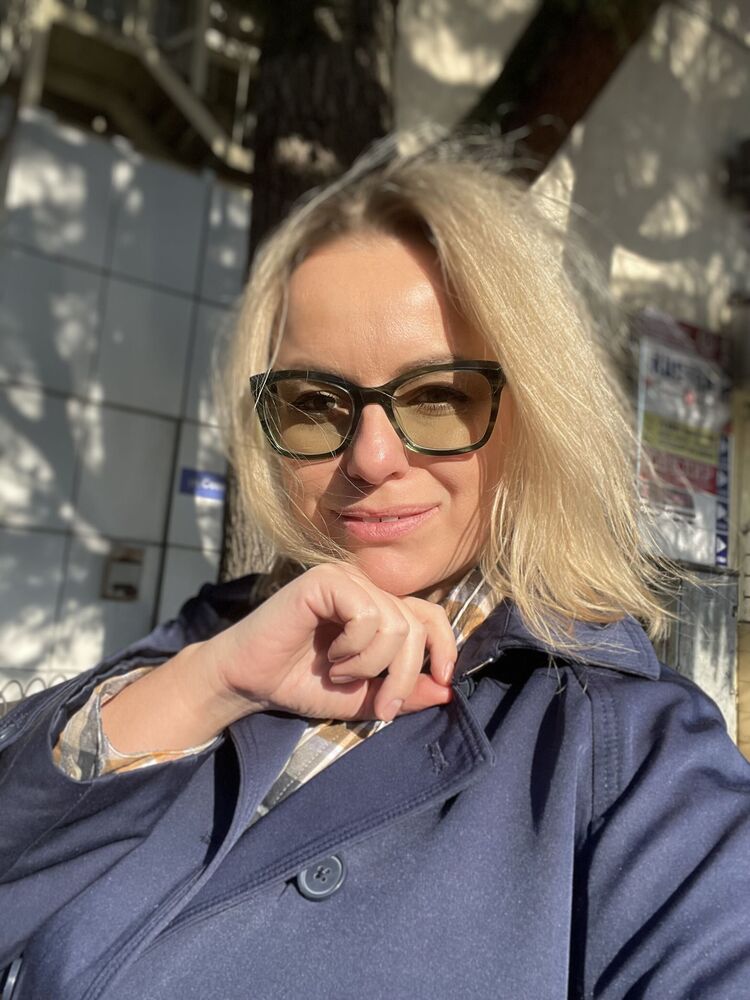  54749775  Arina, 36 ,    