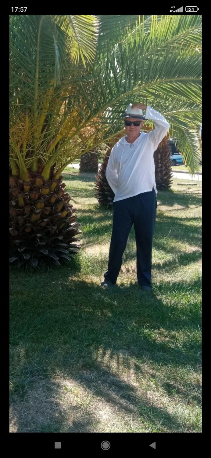  47235305  Alexey, 51 ,    