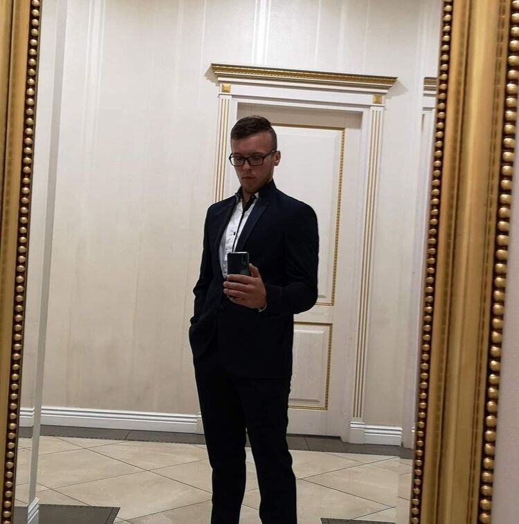  ,   Marek, 29 ,   ,   , c , 