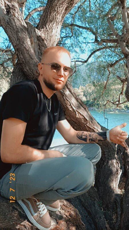  ,   , 28 ,   ,   