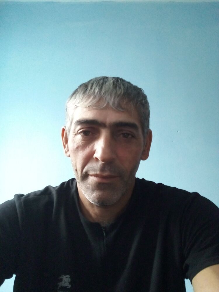  46848845  , 40 ,    