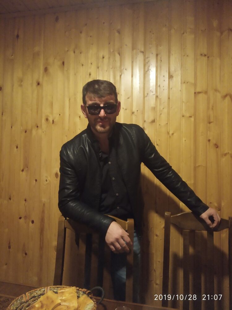  ,   Stxanskiy, 44 ,  