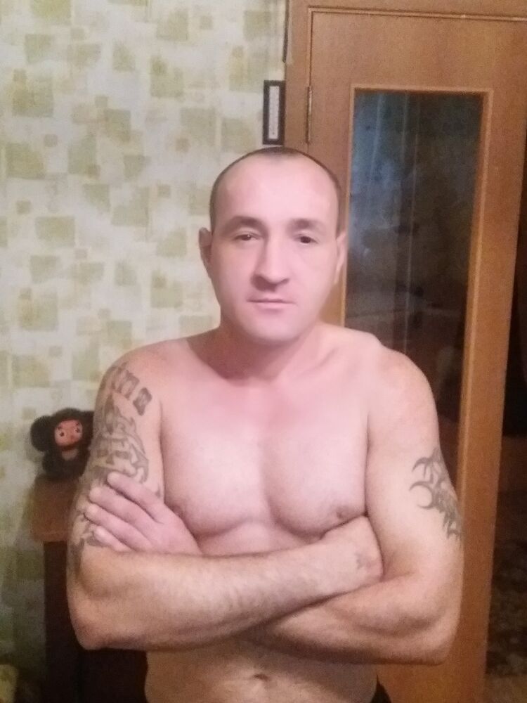  10979665  , 44 ,    