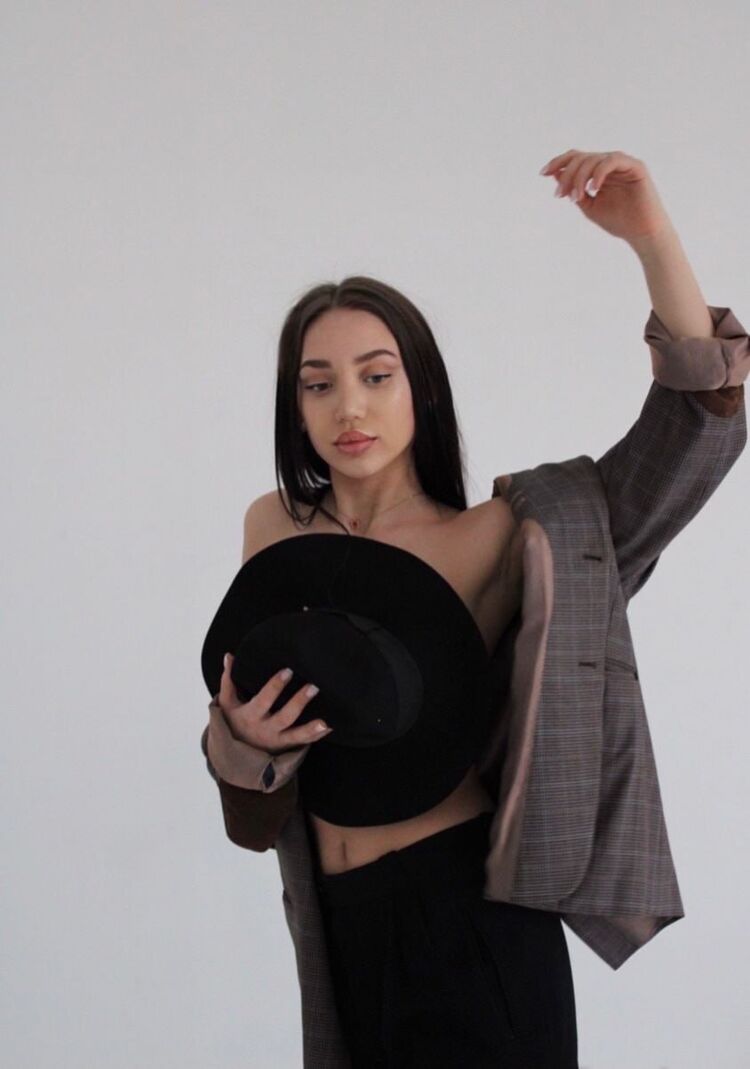  -,   , 22 ,   ,   