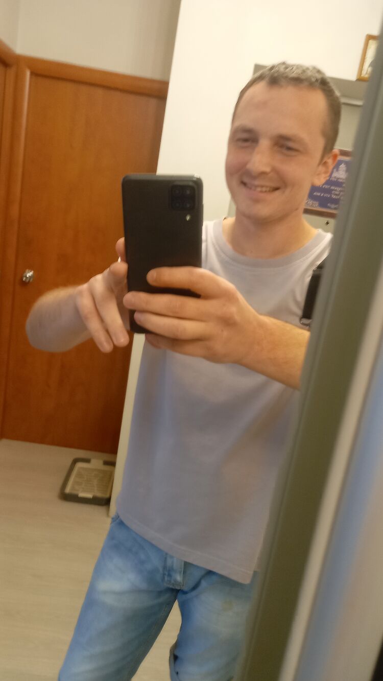  41901995  , 32 ,     