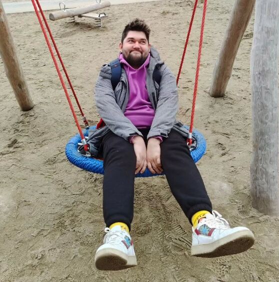  54707645  , 35 ,    -