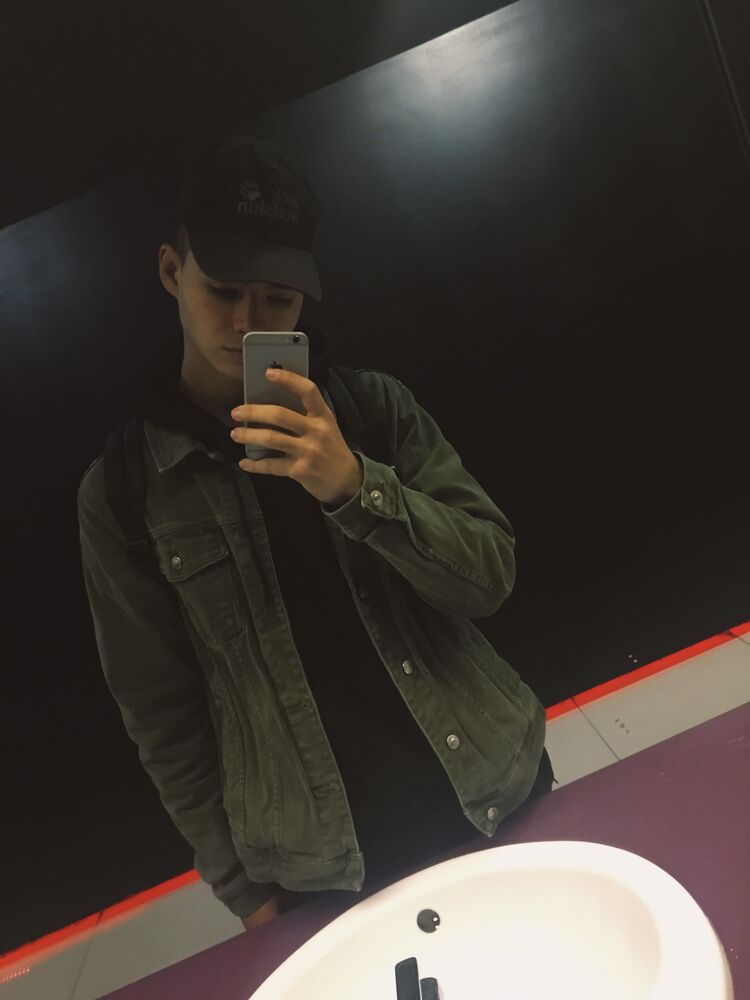  38717315  , 24 ,    