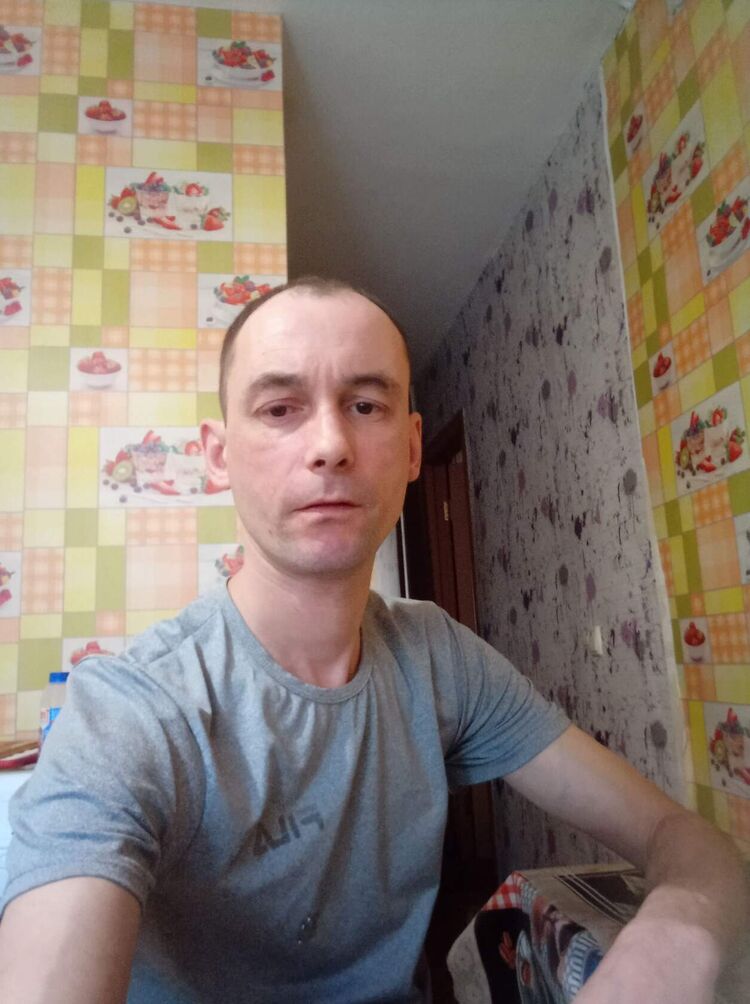  46078745  , 42 ,    -
