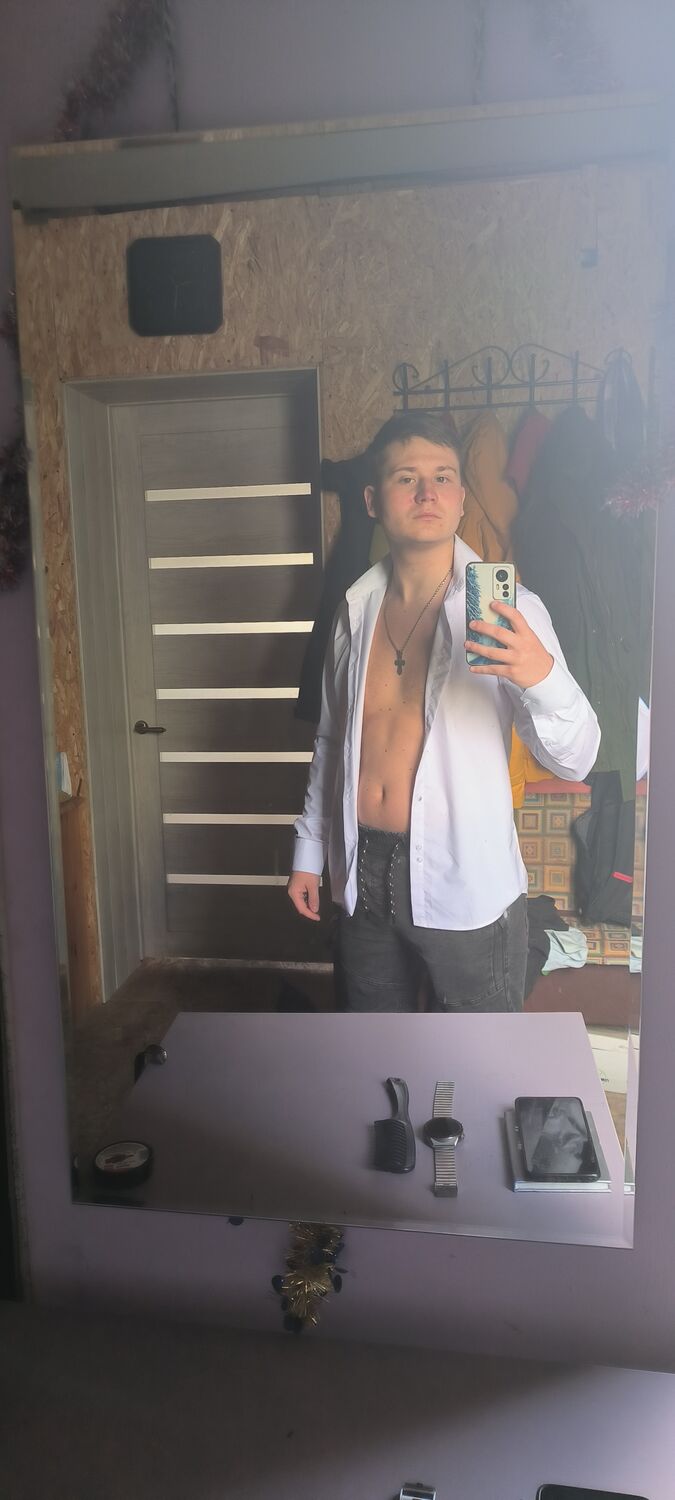  ,   Mikhail, 27 ,     , c 