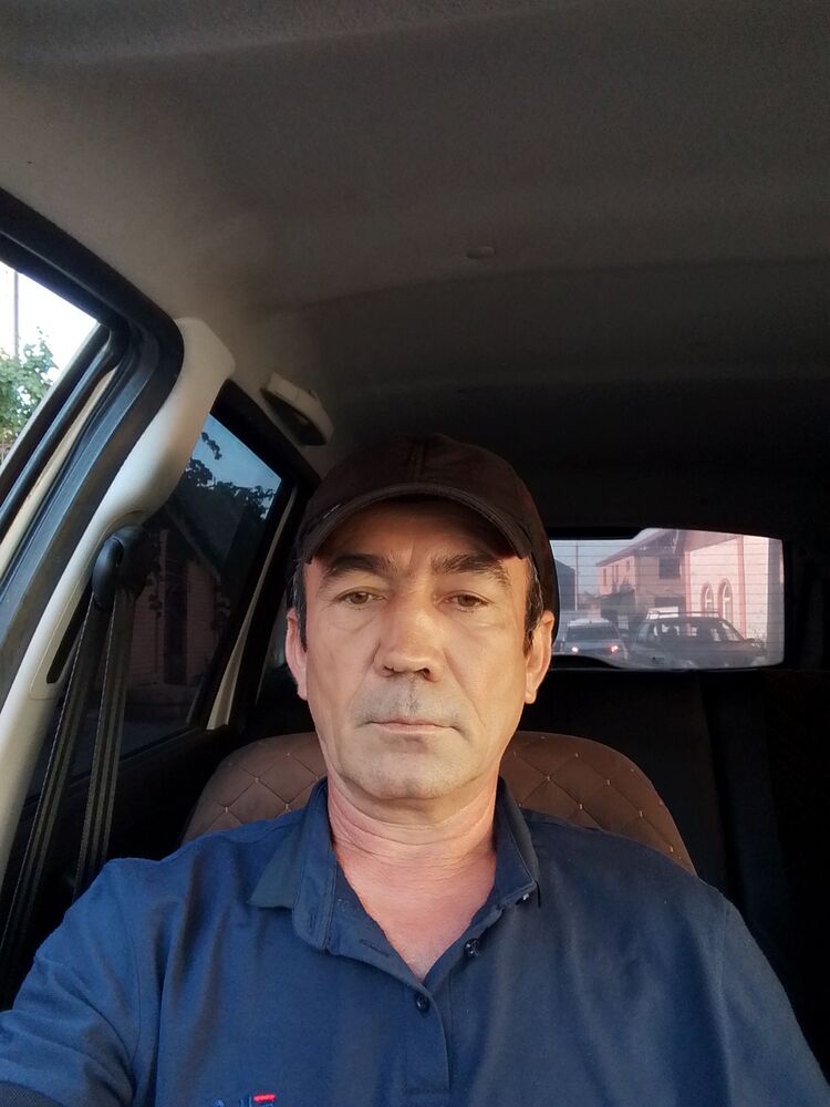  52937685  , 52 ,    