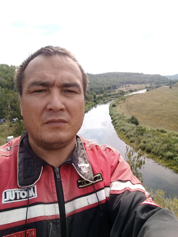  40814155  Ilnur, 40 ,    