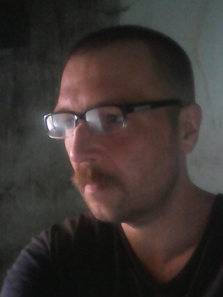  10148435  Gleb, 54 ,    