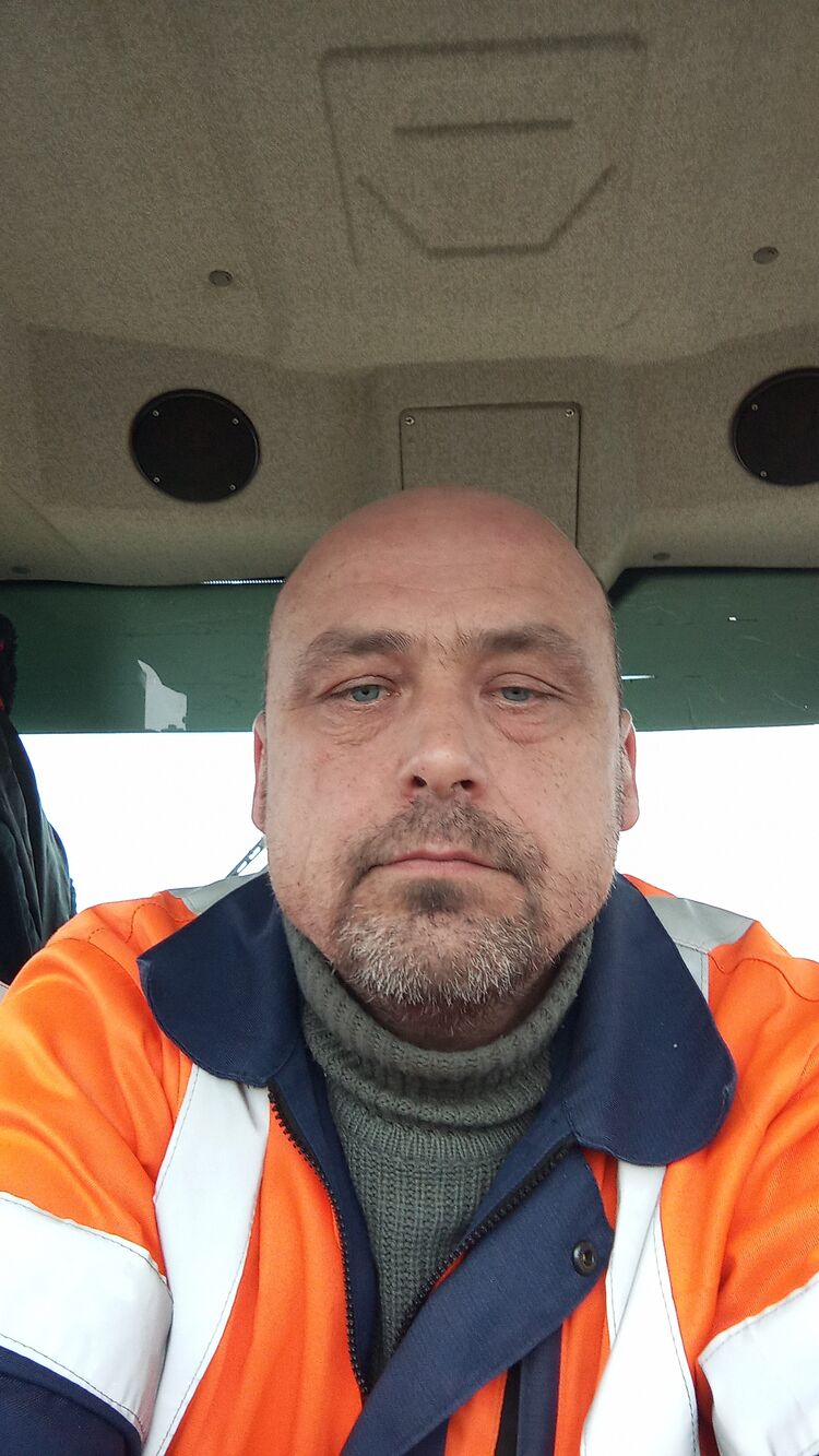  49323875  , 49 ,    