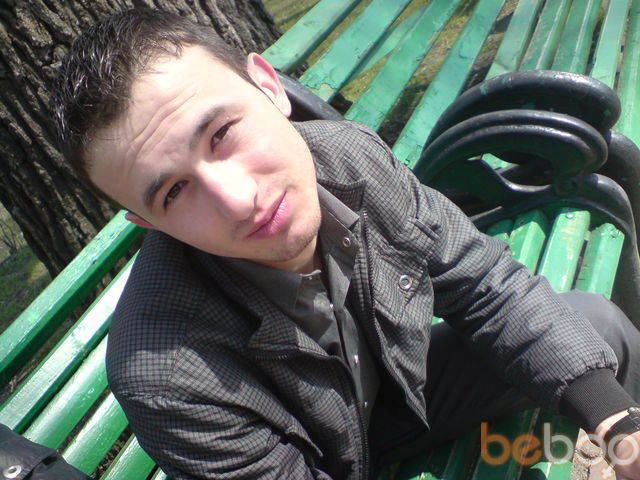  631165  Anatolie, 33 ,    