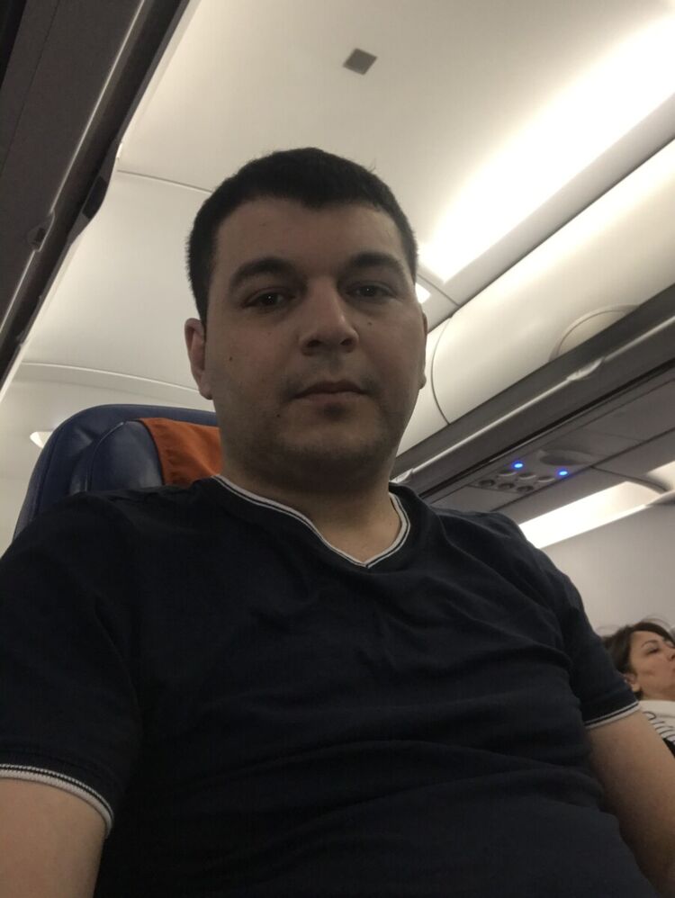  21304325  , 36 ,    