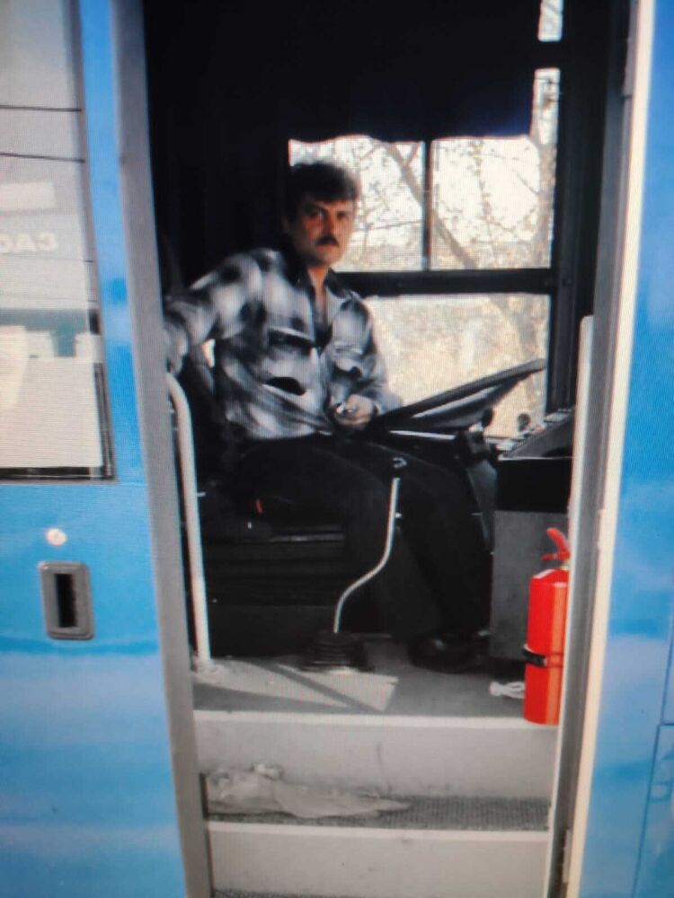  29393265  Sergey, 54 ,    