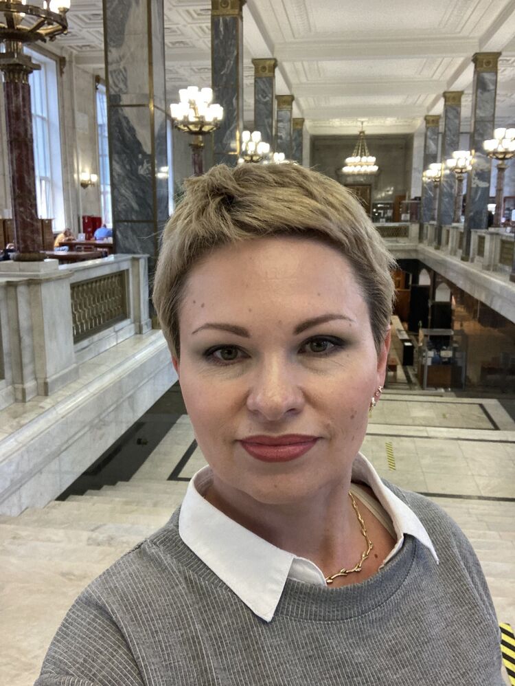  ,   Dana, 45 ,   ,   