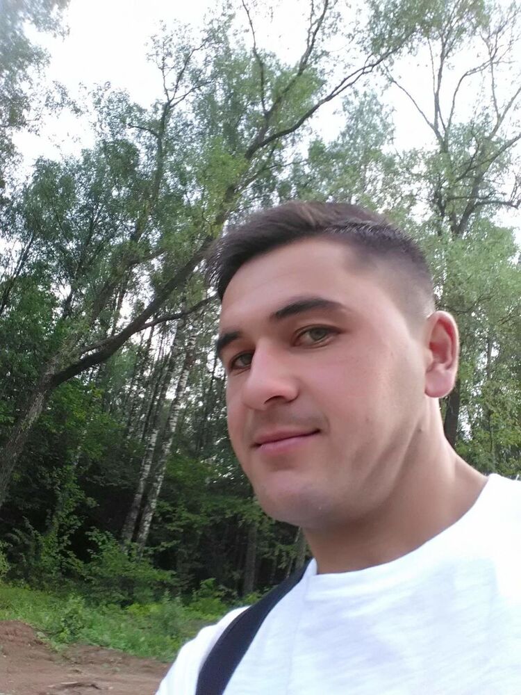  18523925  Samat, 44 ,    