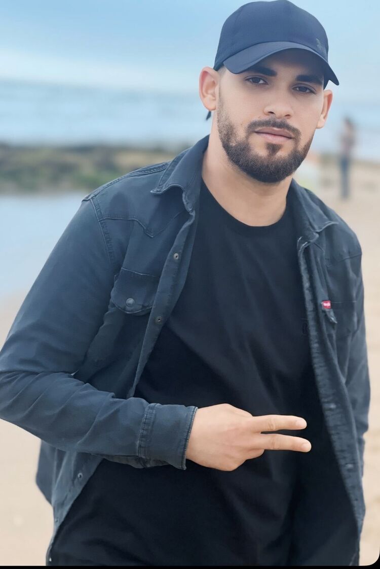  Ceuta,   Lahcen, 30 ,   ,   