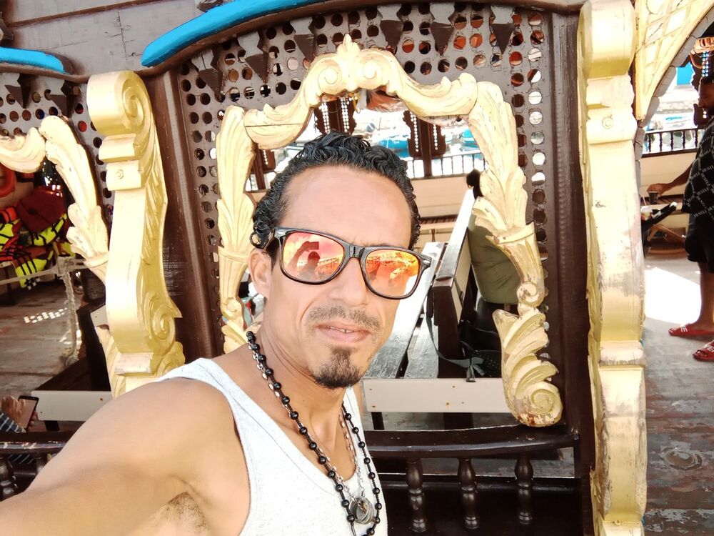  ,   Gailene, 40 ,   ,   , c 