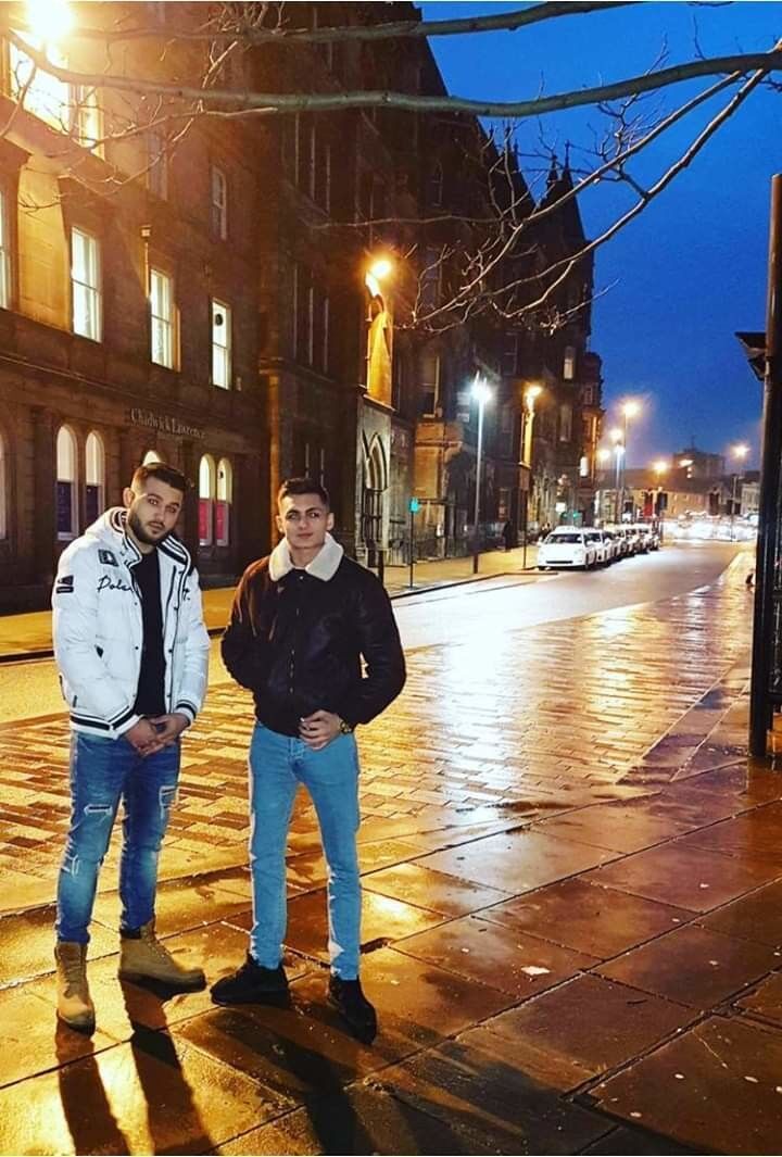  18336635  David, 28 ,    -