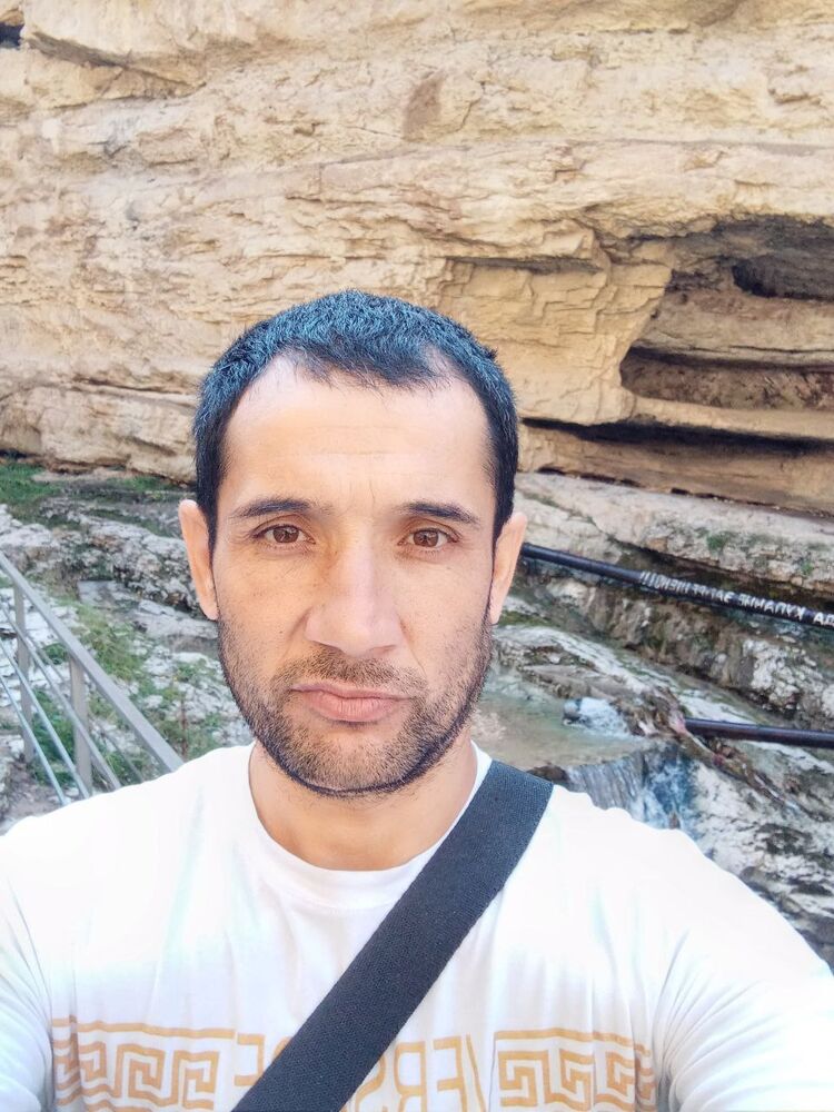  45422885  Asilbek, 39 ,    