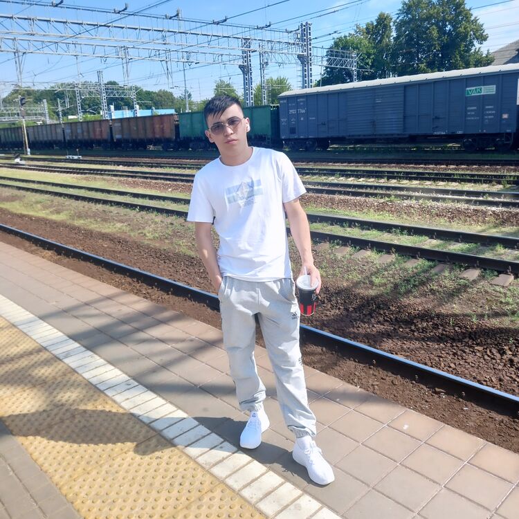  44562015  , 21 ,    