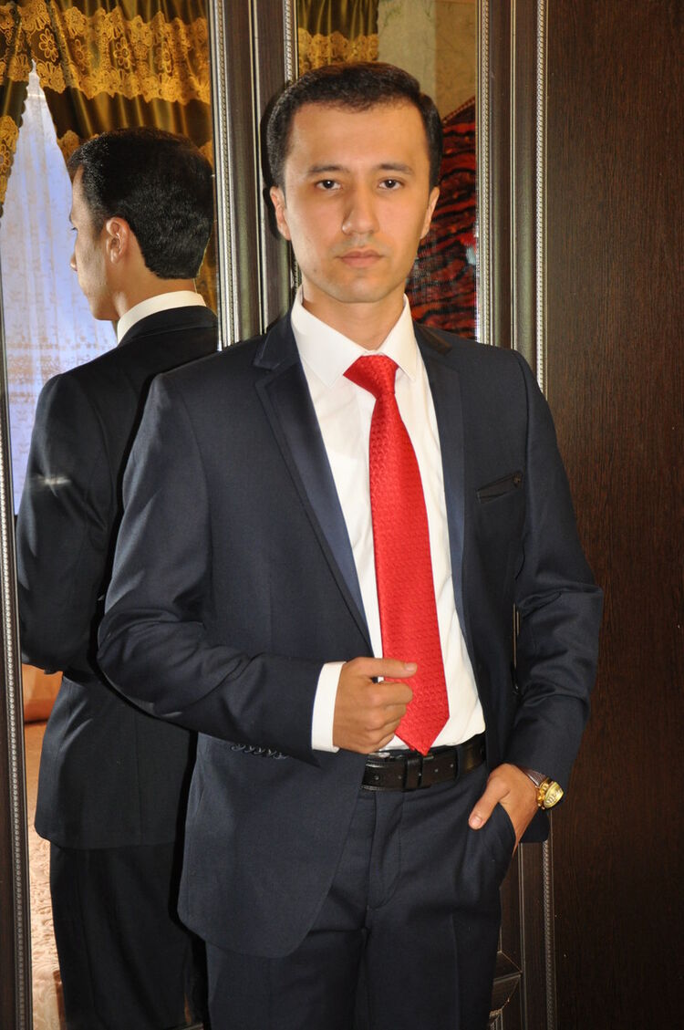  8297445  Azik, 32 ,    