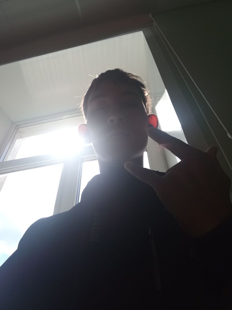  37043715  , 21 ,    -