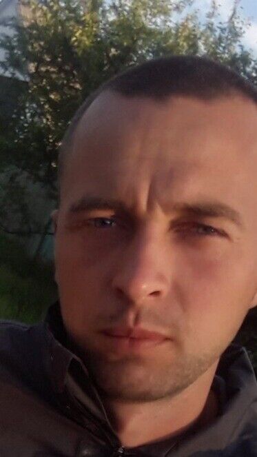  21676545  , 37 ,    