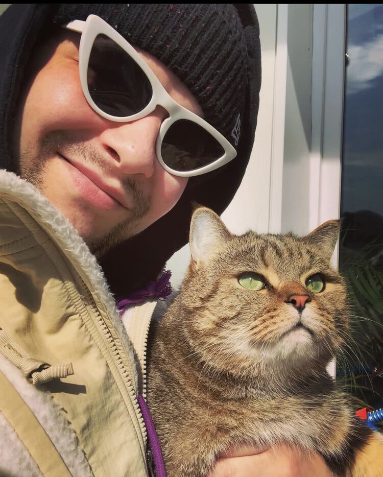  44515985  Stanislav, 36 ,    