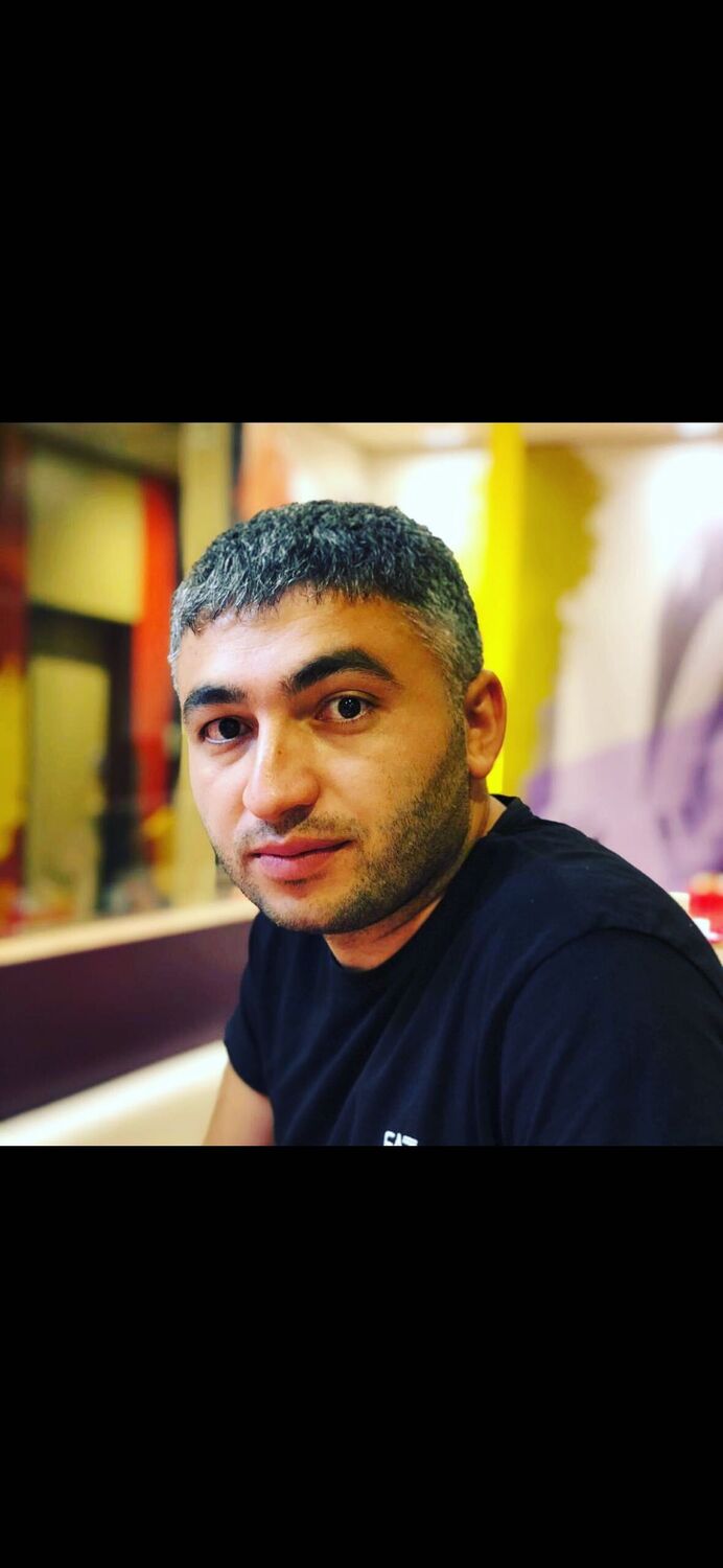  48282755  , 37 ,    