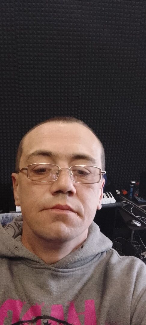  ,   Vladimir, 41 ,   ,   