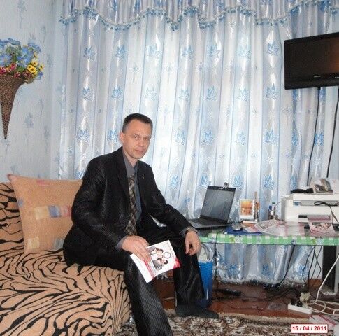  6160585  Roman, 54 ,    