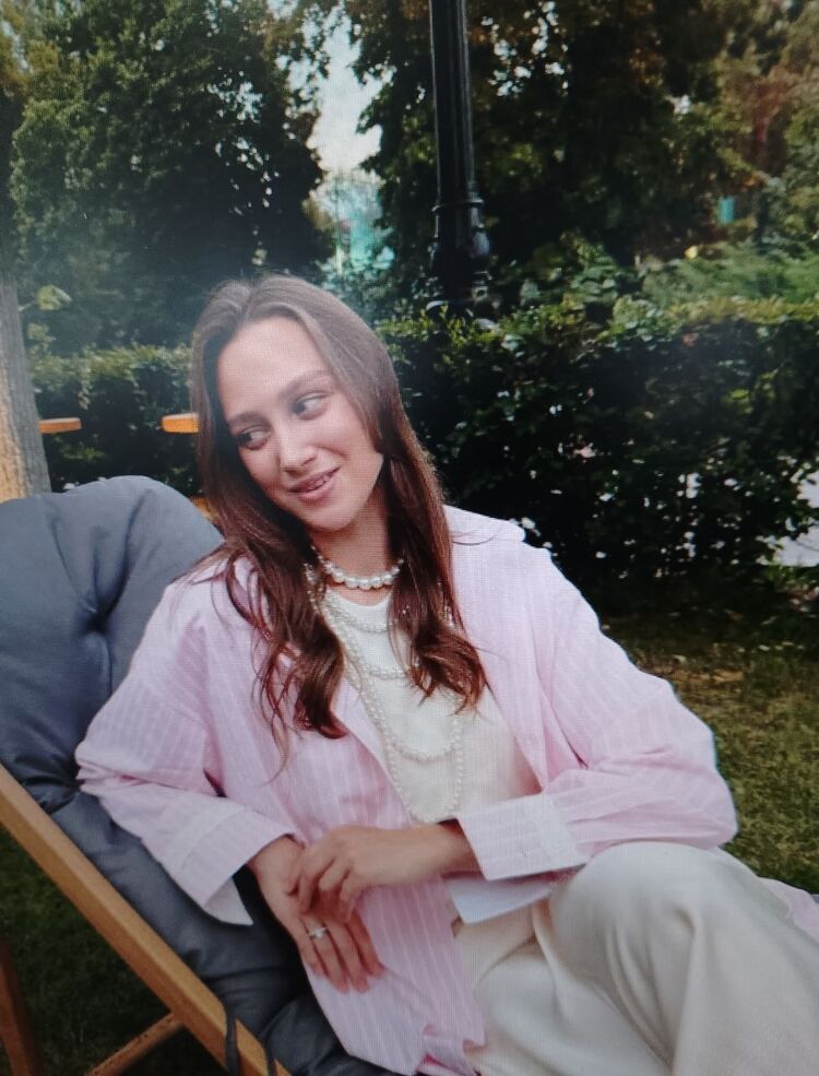  ,   , 28 ,   ,   